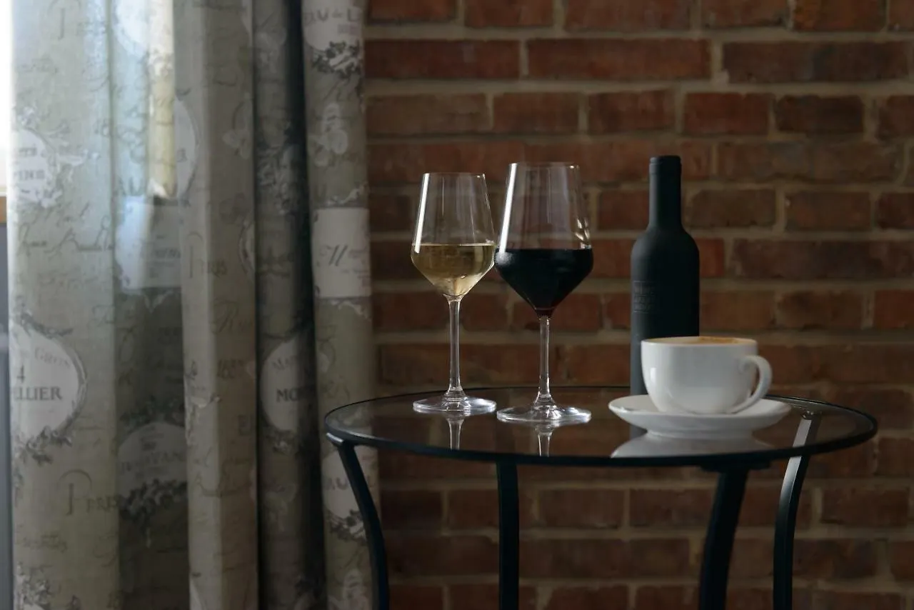 Wine Apartments كراكوفيا